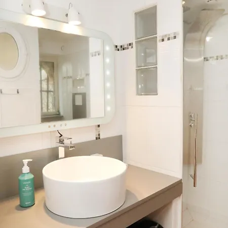 Apartment La Belle Echapee, Charme Et Bike Friendly *